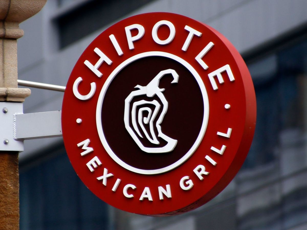 Chipotle Did The Right Thing With Latest Restaurant Closing, But Takes A Big PR Hit